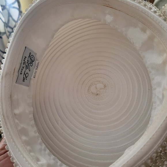 Hat - Picture 2 of 6